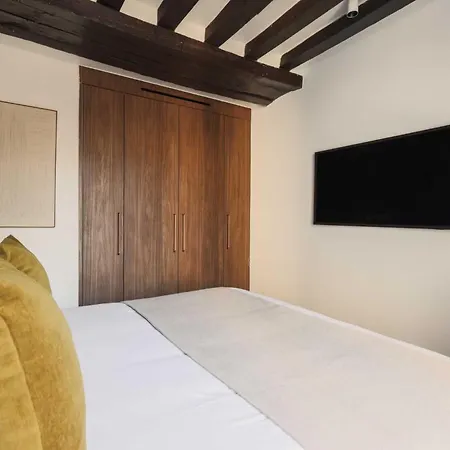 Ac 2br 6p - Notre-dame De * Paryż