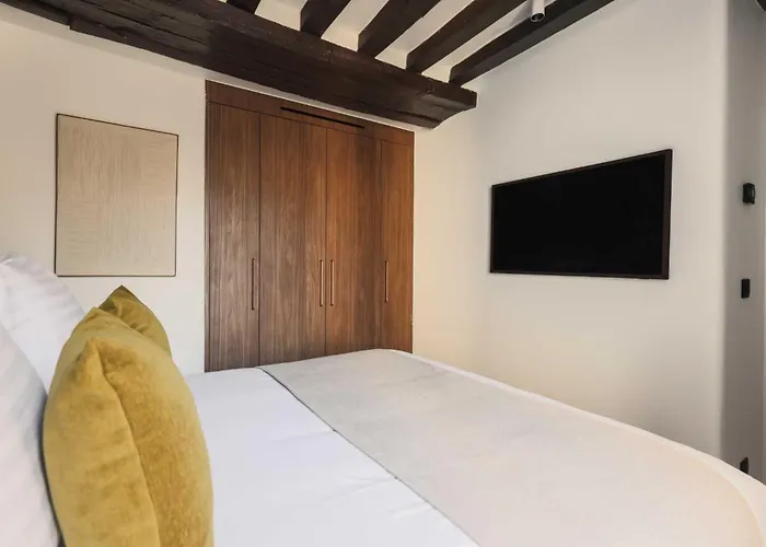 Ac 2br 6p - Notre-dame De * Paryż